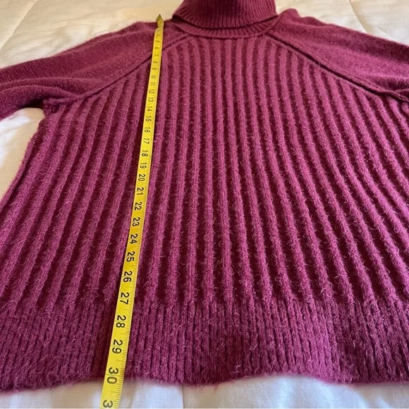 FREE PEOPLE Oversized Big City Turtleneck Sweater Fuchsia Pink Womens M-XL Prep - Picture 13 of 14